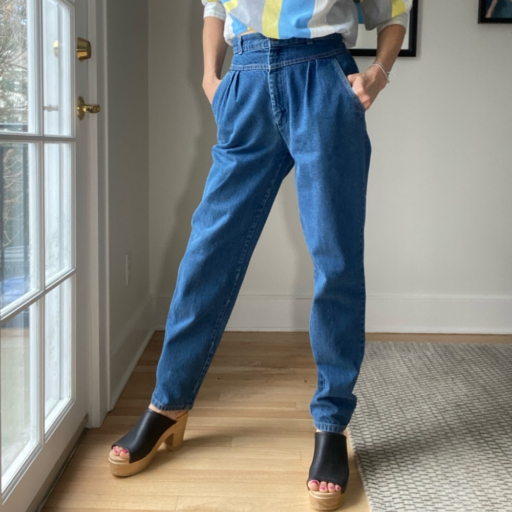 Levi’s Misses high waisted mom jeans